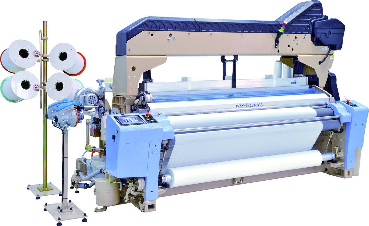 Yiin Chuen JW-682-C water jet loom